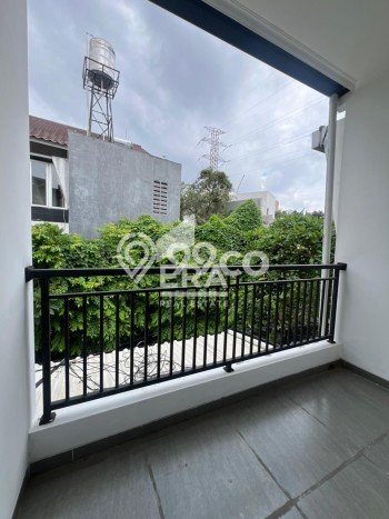 Jual Rumah Favorit Siap Huni LB 200m2 di Ciputat, Tangerang Selatan Jual Rumah Favorit Siap Huni LB 200m2 di Ciputat, Tangerang Selatan
