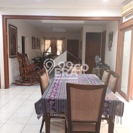 Hunian Eksklusif Dijual LT 282m2 di Ciputat, Tangerang Selatan Hunian Eksklusif Dijual LT 282m2 di Ciputat, Tangerang Selatan