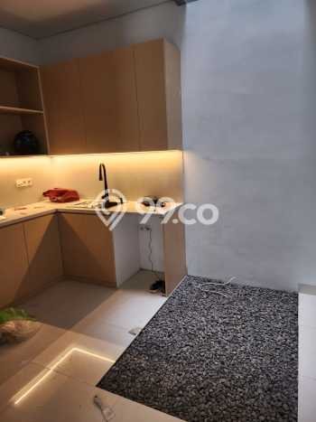 For Sale Hunian Rumah Nyaman 4 Kamar di Bintaro, Tangerang Selatan For Sale Hunian Rumah Nyaman 4 Kamar di Bintaro, Tangerang Selatan