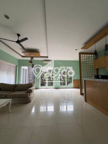 Rumah Kontrakan Tangerang Selatan LT 204m2 LB 450m2 Kawasan Sektor 7-Bintaro Rumah Kontrakan Tangerang Selatan LT 204m2 LB 450m2 Kawasan Sektor 7-Bintaro