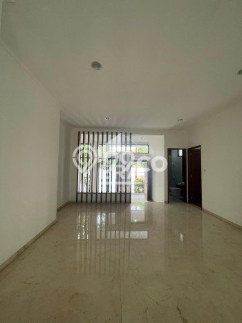 Dijual Rumah Premium dengan Fasilitas Sekitar Komplit di Pasar Minggu, Jakarta Selatan Dijual Rumah Premium dengan Fasilitas Sekitar Komplit di Pasar Minggu, Jakarta Selatan