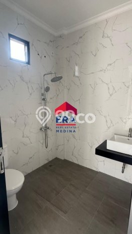 For Sale! Premium House LT 222m2 Desain Elegan di Bintaro For Sale! Premium House LT 222m2 Desain Elegan di Bintaro