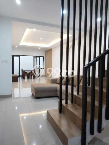 Jual Rumah Eksklusif 3 KT di Jombang, Tangerang Jual Rumah Eksklusif 3 KT di Jombang, Tangerang