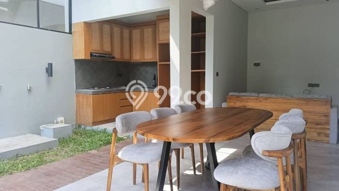 Vila Berkualitas di , Ukuran 124m2m², Lokasi Premium dengan akses bagus Vila Berkualitas di , Ukuran 124m2m², Lokasi Premium dengan akses bagus