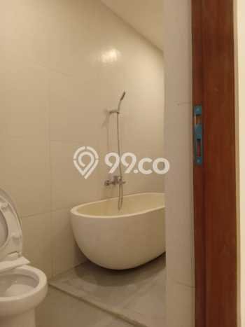 Vila Strategis Kawasan , Luas 150m2m², Area Asri Vila Strategis Kawasan , Luas 150m2m², Area Asri