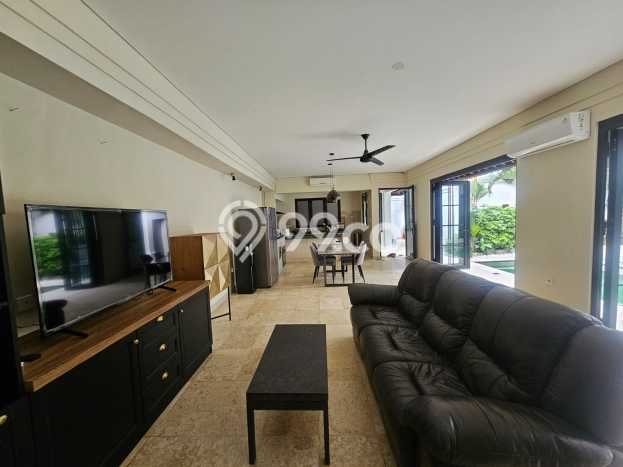 Vila Berkembang Kawasan Kerobokan, Luas 300m², Area Asri Vila Berkembang Kawasan Kerobokan, Luas 300m², Area Asri