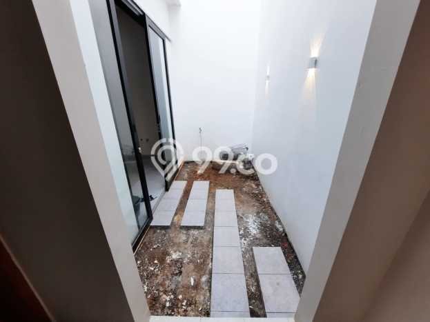 Hunian Nyaman Asri 5 KT Siap Pakai di Graha Raya Tangerang Selatan Hunian Nyaman Asri 5 KT Siap Pakai di Graha Raya Tangerang Selatan
