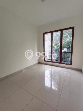 Rumah Luas Asri 4 KT Siap Pakai di Graha Raya Tangerang Selatan Rumah Luas Asri 4 KT Siap Pakai di Graha Raya Tangerang Selatan
