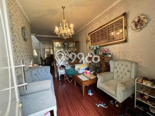Ready to Use! Luxury House LT 234m2 Desain Elegan di BSD Puspita Loka Ready to Use! Luxury House LT 234m2 Desain Elegan di BSD Puspita Loka
