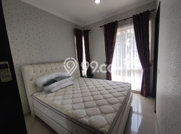 Hunian Elit LB 200m2 Siap Huni Desain Elegan di BSD The Green, Tangerang Hunian Elit LB 200m2 Siap Huni Desain Elegan di BSD The Green, Tangerang