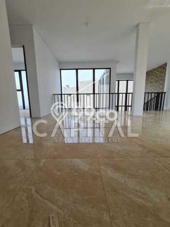 For Sale! Premium House LT 512m2 Desain Elegan di Bandung Utara For Sale! Premium House LT 512m2 Desain Elegan di Bandung Utara