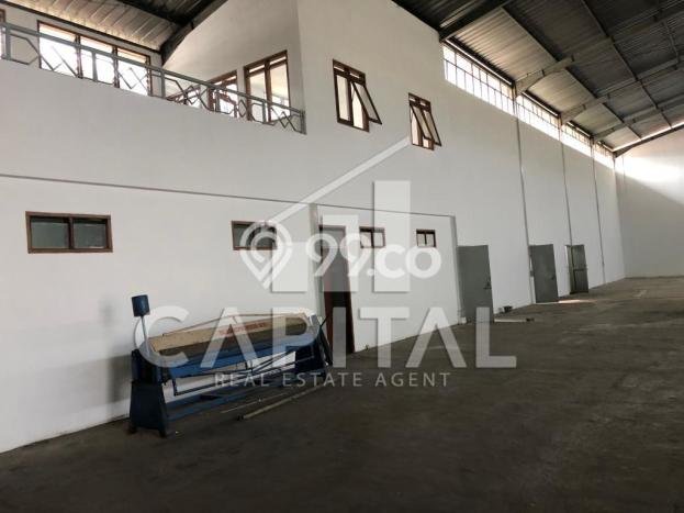 AREA KOMERSIAL! Gudang For Rent di , Luas 1400m2m², Area Utama, Siap Usaha AREA KOMERSIAL! Gudang For Rent di , Luas 1400m2m², Area Utama, Siap Usaha