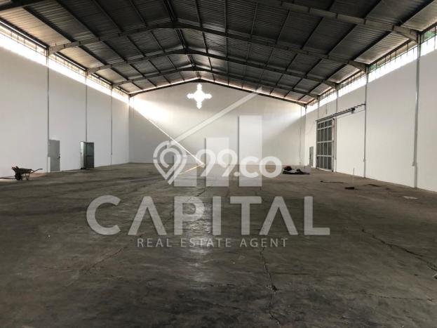 AREA KOMERSIAL! Gudang For Rent di , Luas 1400m2m², Area Utama, Siap Usaha AREA KOMERSIAL! Gudang For Rent di , Luas 1400m2m², Area Utama, Siap Usaha