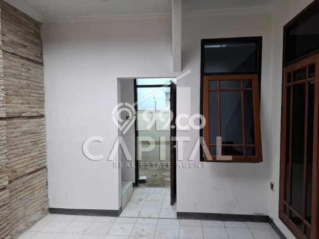 Rumah LT 150m2m² Akses Strategis di Kawasan Elite Astanaanyar, Bandung Rumah LT 150m2m² Akses Strategis di Kawasan Elite Astanaanyar, Bandung
