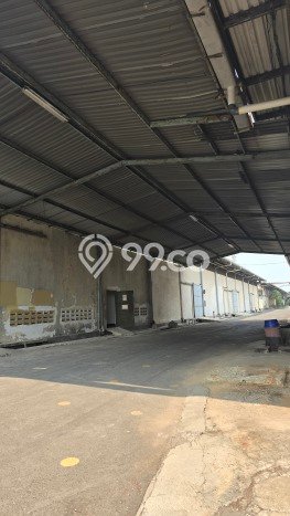 LOKASI TERBAIK! Gudang di , Luas 4608m2m², Area Perniagaan LOKASI TERBAIK! Gudang di , Luas 4608m2m², Area Perniagaan