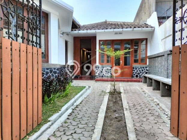 Komersial Disewa di Bandung dengan LB 410m2 Area Komersial Ramai Komersial Disewa di Bandung dengan LB 410m2 Area Komersial Ramai