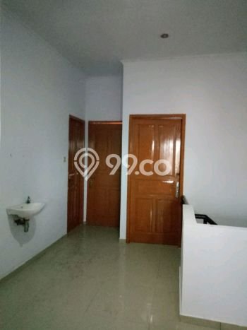 Disewakan! Rumah 5 Kamar Tidur &
3 Kamar Mandi di Poris, Tangerang Disewakan! Rumah 5 Kamar Tidur &
3 Kamar Mandi di Poris, Tangerang
