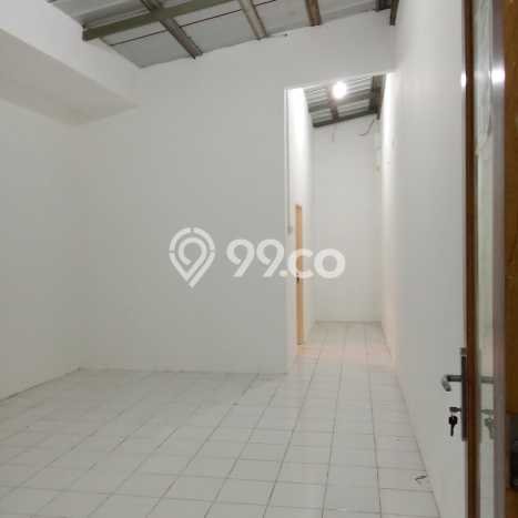 Unit Pabrik Dijual di Cakung Jakarta Timur Luas Tanah 4978m2, Luas Bangunan 3775m2 Unit Pabrik Dijual di Cakung Jakarta Timur Luas Tanah 4978m2, Luas Bangunan 3775m2