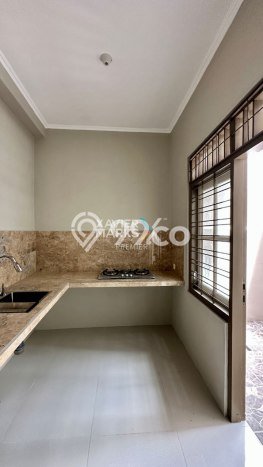 Jual Rumah Strategis Bagus Punya 3 KT di Blimbing Malang SHM Jual Rumah Strategis Bagus Punya 3 KT di Blimbing Malang SHM