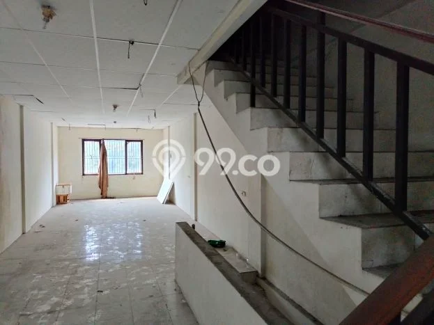 Ruko Dijual di Bogor Barat Bogor dengan Luas Bangunan 216m2 Ruko Dijual di Bogor Barat Bogor dengan Luas Bangunan 216m2