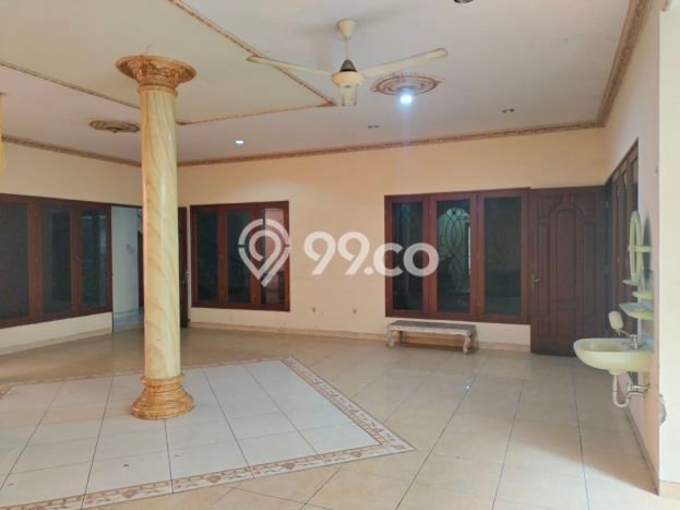 Unit Komersial Tersedia di Pajajaran Spesifikasi LB 600m2 Unit Komersial Tersedia di Pajajaran Spesifikasi LB 600m2