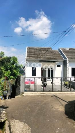 Rumah Luas Asri 2 KT Siap Pakai di Batutulis Bogor Rumah Luas Asri 2 KT Siap Pakai di Batutulis Bogor