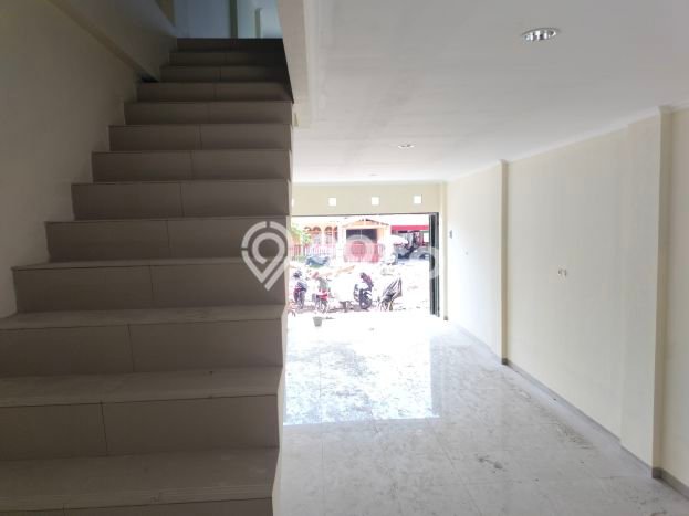 Disewakan Ruko di Kawasan Ramai Pajajaran Luas 208m2 Disewakan Ruko di Kawasan Ramai Pajajaran Luas 208m2