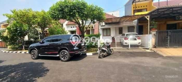 DIJUAL CEPAT! Rumah area , Bekasi, LT 180m2m² Bangunan 135m2m² BISA KPR! DIJUAL CEPAT! Rumah area , Bekasi, LT 180m2m² Bangunan 135m2m² BISA KPR!