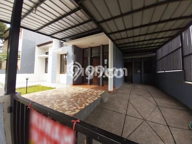 Rumah Minimalis 4 KT di Kemang Pratama Bekasi Rumah Minimalis 4 KT di Kemang Pratama Bekasi