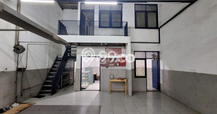 Komersial Dijual di Cikarang Barat LT 180m2, LB 200m2 untuk Investasi Komersial Dijual di Cikarang Barat LT 180m2, LB 200m2 untuk Investasi