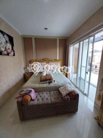 For Sale! Luxury House LT 240m2 Desain Modern di Galaxy For Sale! Luxury House LT 240m2 Desain Modern di Galaxy