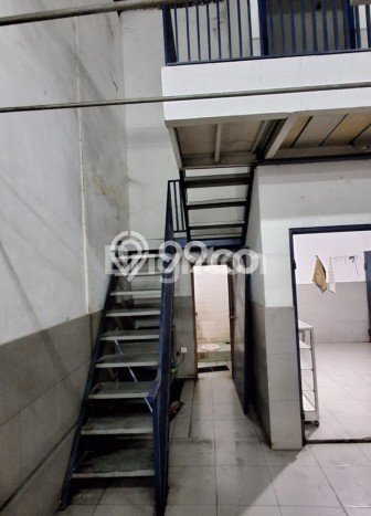 Komersial Dijual di Cikarang Barat LT 180m2, LB 200m2 untuk Investasi Komersial Dijual di Cikarang Barat LT 180m2, LB 200m2 untuk Investasi