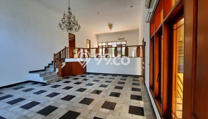 Disewakan Rumah Konsep Modern di Candisari Semarang dengan 4 KT Disewakan Rumah Konsep Modern di Candisari Semarang dengan 4 KT