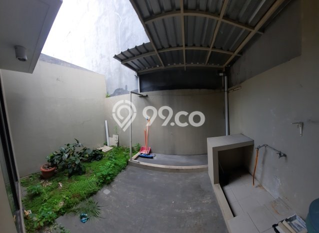 Rumah Luas Asri 3 KT Siap Pakai di Bukit Sari Semarang Rumah Luas Asri 3 KT Siap Pakai di Bukit Sari Semarang