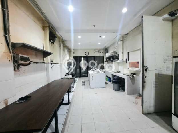 Lokasi Strategis! Dijual Komersial Bisnis di Ngaliyan, Semarang Kondisi Bagus Lokasi Strategis! Dijual Komersial Bisnis di Ngaliyan, Semarang Kondisi Bagus