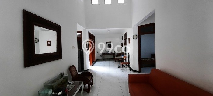 Jual Rumah Eksklusif 2 KT di Bukit Sari, Semarang Jual Rumah Eksklusif 2 KT di Bukit Sari, Semarang