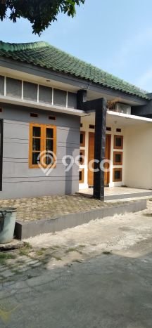Rumah Modern Cantik 6 KT Bisa Langsung Pindah di Ciputat Timur Rumah Modern Cantik 6 KT Bisa Langsung Pindah di Ciputat Timur