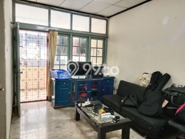 BEST CHOICE! Rumah area Jelambar, Luas 126m² Bangunan 130m² BEST CHOICE! Rumah area Jelambar, Luas 126m² Bangunan 130m²