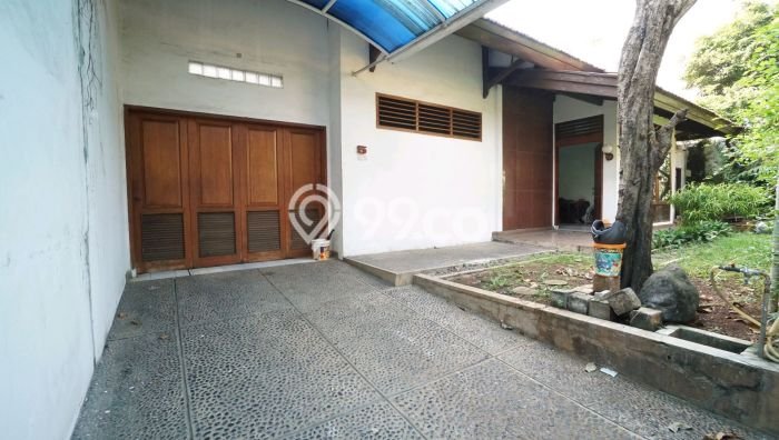 Jual Rumah Luas Elegan Dengan View Cantik di Slipi, Jakarta Barat Jual Rumah Luas Elegan Dengan View Cantik di Slipi, Jakarta Barat