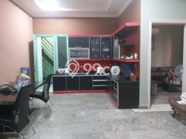 Rumah Eksklusif Siap Huni LT 180m2 di Cempaka Putih, Jakarta Pusat Rumah Eksklusif Siap Huni LT 180m2 di Cempaka Putih, Jakarta Pusat