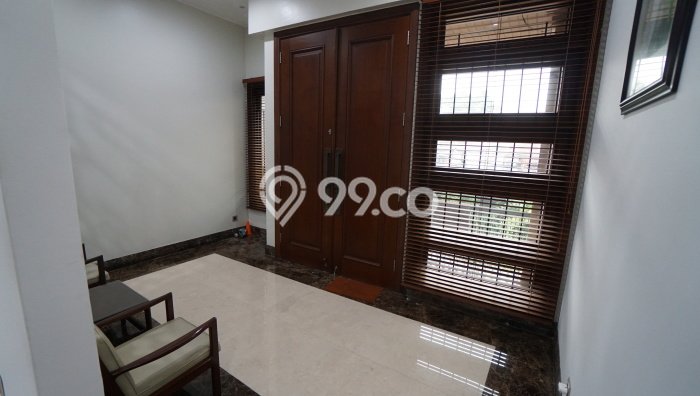 For Sale! Luxury House LT 234m2 Desain Elegan di Bendungan Hilir For Sale! Luxury House LT 234m2 Desain Elegan di Bendungan Hilir