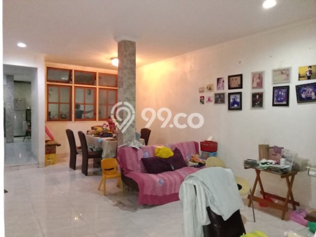 Dijual Rumah Mewah Elegan Dengan View Eksklusif di Jelambar, Jakarta Barat Dijual Rumah Mewah Elegan Dengan View Eksklusif di Jelambar, Jakarta Barat