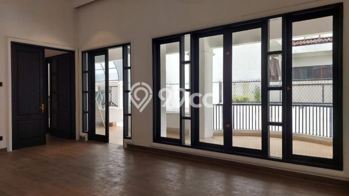 Hunian Elit LB 345m2 Siap Pakai Desain Elegan di Permata Hijau, Jakarta Selatan Hunian Elit LB 345m2 Siap Pakai Desain Elegan di Permata Hijau, Jakarta Selatan