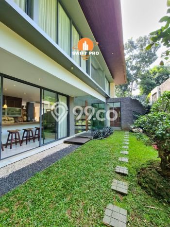 Ready to Use! Premium House LT 867m2 Desain Elegan di Sentul Ready to Use! Premium House LT 867m2 Desain Elegan di Sentul