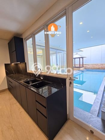 For Sale! Luxury House LT 371m2 Desain Elegan di Kemang For Sale! Luxury House LT 371m2 Desain Elegan di Kemang