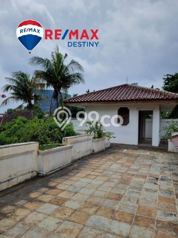 For Sale! Luxury House LT 2130m2 Desain Modern di Ampera For Sale! Luxury House LT 2130m2 Desain Modern di Ampera