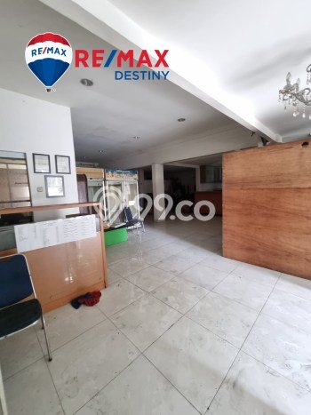 Komersial Dijual di Prime Area Jakarta Selatan Luas 420m2 Komersial Dijual di Prime Area Jakarta Selatan Luas 420m2