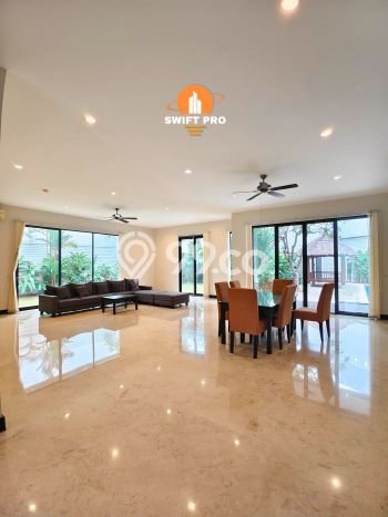 Ready to Use! Premium House LT 685m2 Desain Elegan di Cipete Ready to Use! Premium House LT 685m2 Desain Elegan di Cipete