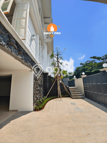 For Sale! Premium House LT 517m2 Desain Modern di Kemang For Sale! Premium House LT 517m2 Desain Modern di Kemang