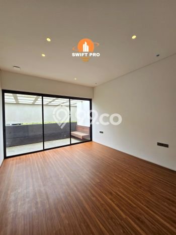 PRIME AREA! Rumah di Cilandak, 4 KT, Lingkungan Elite, LT 900m2m² LB 700m2m² PRIME AREA! Rumah di Cilandak, 4 KT, Lingkungan Elite, LT 900m2m² LB 700m2m²